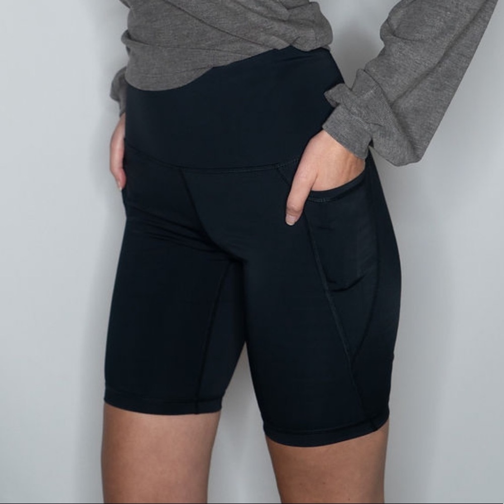 Black biker shorts with pockets